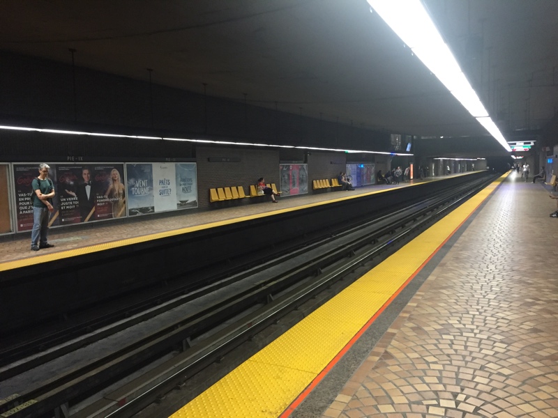 Notes on metro platform wayfinding